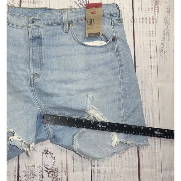 Levis 501 High Rise Distressed Button Fly Light Wash Shorts Size 20W Women’s NWT - Picture 5 of 7